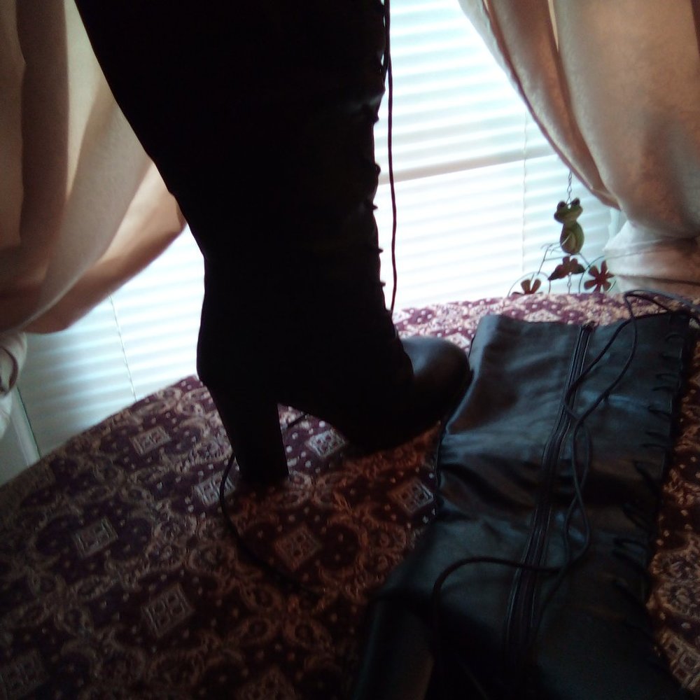 Long Boot - Picture 4 of 10